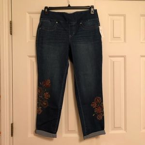 Style & Co. Cropped Jeans